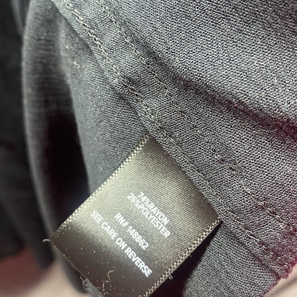 Torrid Silky Basic Black button Down shirt sz 4 - Picture 9 of 9